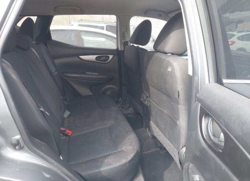 Photo 8 of 2018 Nissan Rogue SPORT S (VIN JN1BJ1CR0JW285211)