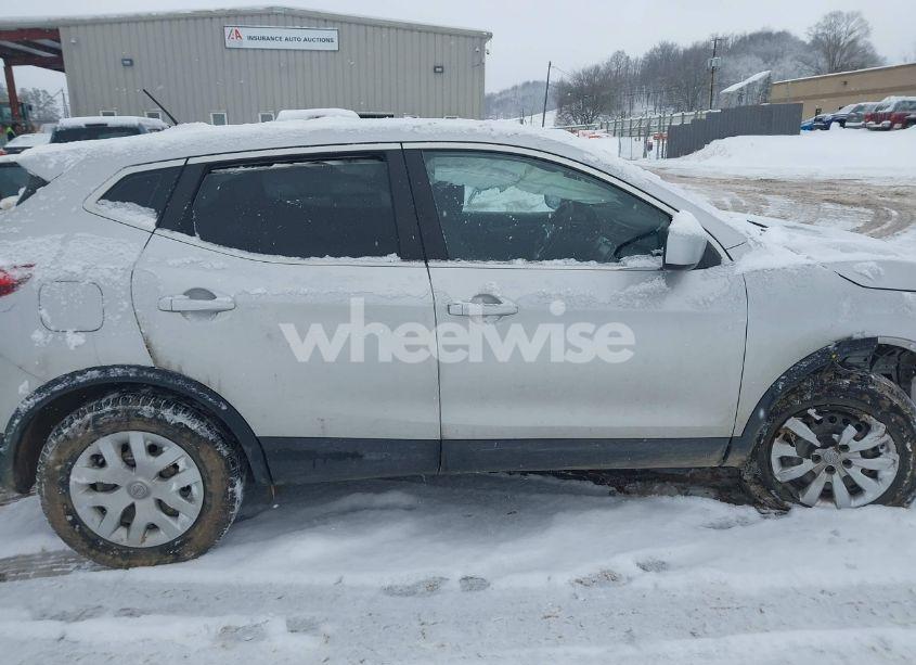 Photo 14 of 2019 Nissan Rogue SPORT S (VIN JN1BJ1CR0KW316782)