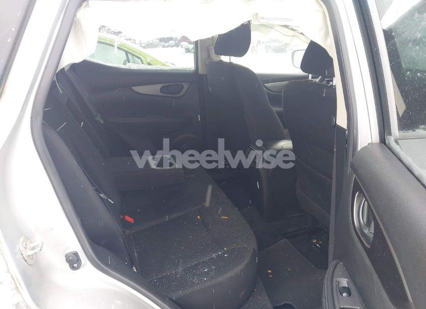 Photo 8 of 2019 Nissan Rogue SPORT S (VIN JN1BJ1CR0KW316782)