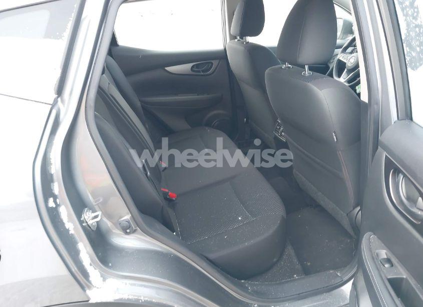 Photo 8 of 2019 Nissan Rogue SPORT S (VIN JN1BJ1CR0KW318662)