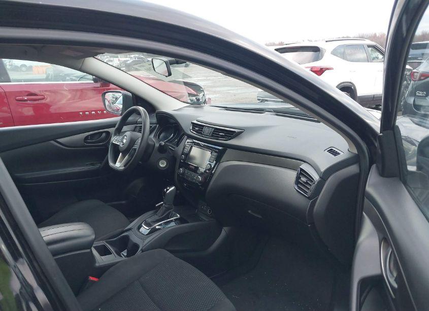 Photo 5 of 2019 Nissan Rogue SPORT S (VIN JN1BJ1CR0KW338166)