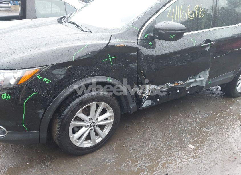 Photo 6 of 2019 Nissan Rogue SPORT SV (VIN JN1BJ1CR0KW349264)