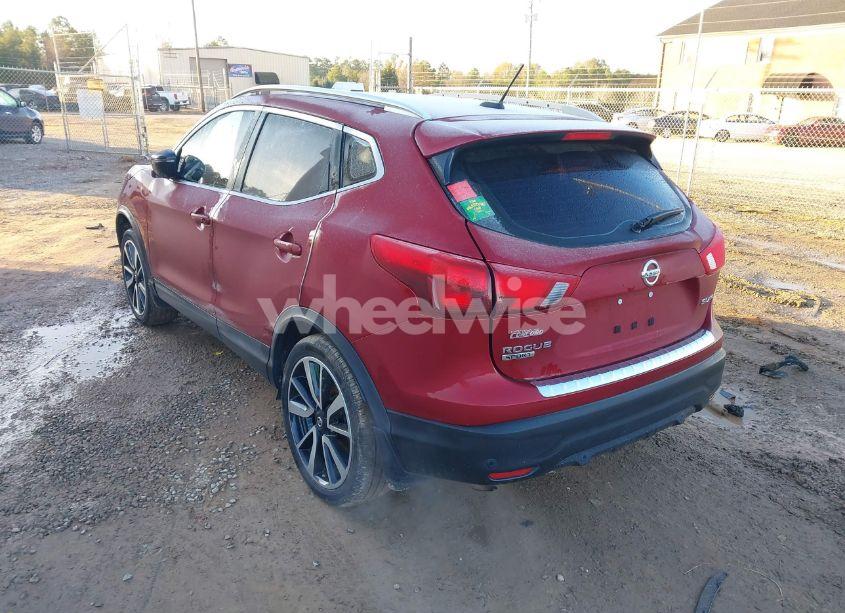 Photo 3 of 2019 Nissan Rogue SPORT SL (VIN JN1BJ1CR0KW350897)