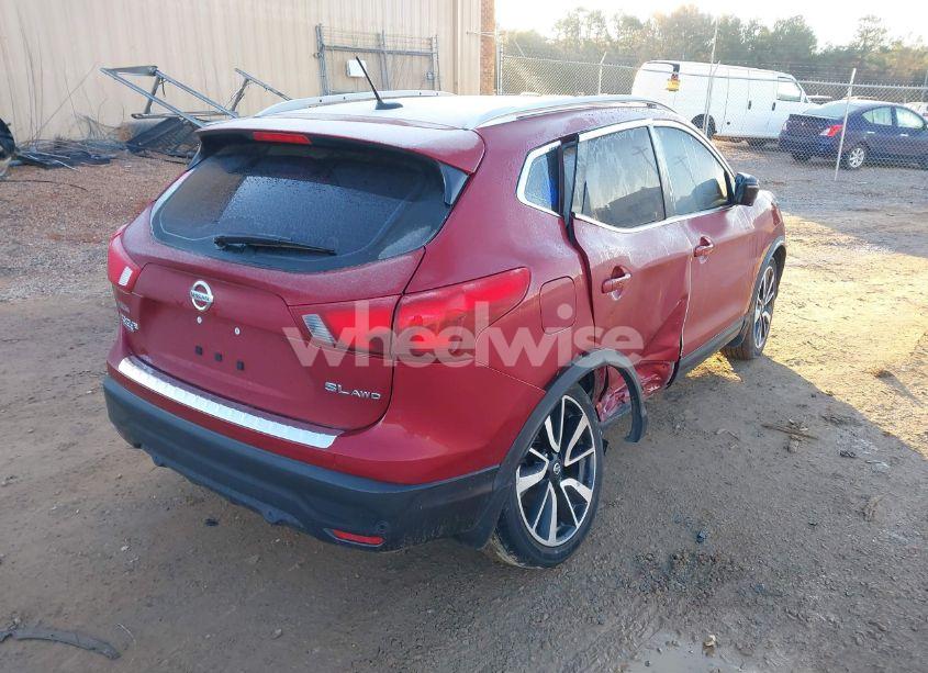 Photo 4 of 2019 Nissan Rogue SPORT SL (VIN JN1BJ1CR0KW350897)