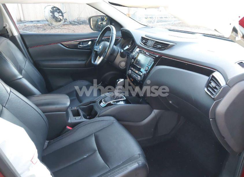 Photo 5 of 2019 Nissan Rogue SPORT SL (VIN JN1BJ1CR0KW350897)