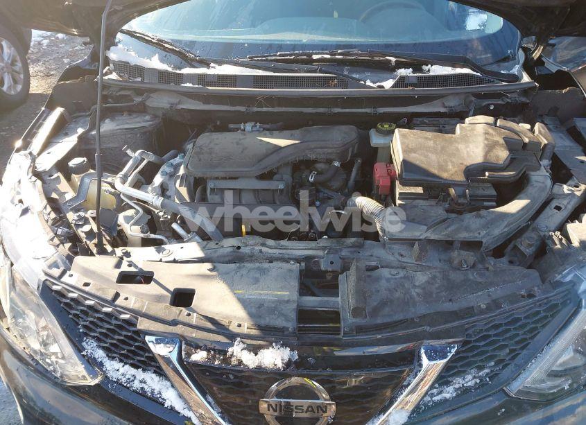 Photo 10 of 2019 Nissan Rogue SPORT SV (VIN JN1BJ1CR0KW353170)