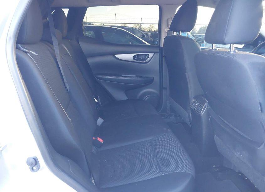 Photo 8 of 2019 Nissan Rogue SPORT S (VIN JN1BJ1CR0KW623966)