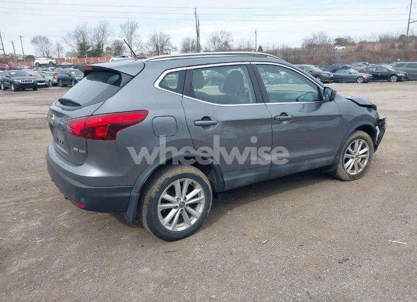 Photo 4 of 2019 Nissan Rogue SPORT SV (VIN JN1BJ1CR0KW626110)