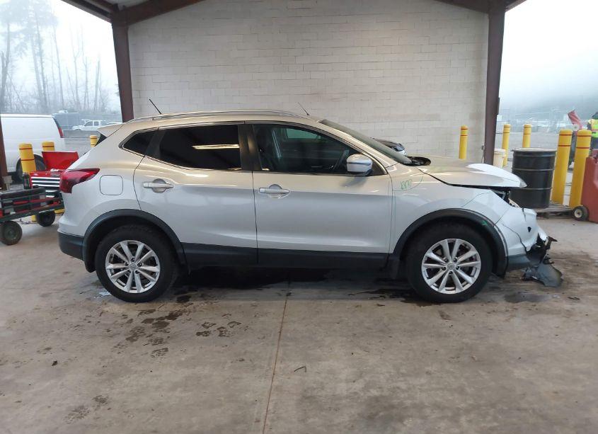 Photo 14 of 2017 Nissan Rogue SPORT SV (VIN JN1BJ1CR1HW107334)