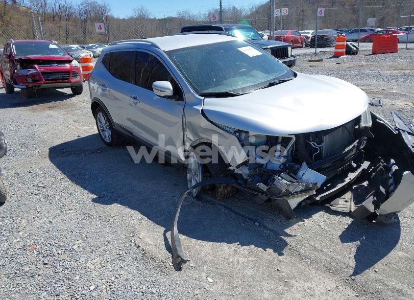 2017 Nissan Rogue SPORT SV (VIN JN1BJ1CR1HW113179) main photo
