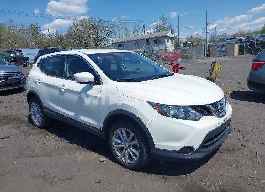 2017 Nissan Rogue SPORT S (VIN JN1BJ1CR1HW122612) main photo
