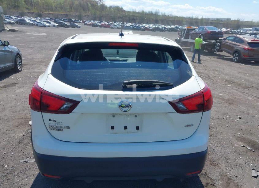 Photo 16 of 2017 Nissan Rogue SPORT S (VIN JN1BJ1CR1HW122612)