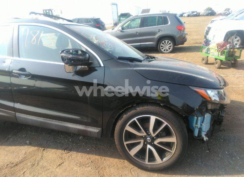 Photo 12 of 2017 Nissan Rogue SPORT SL (VIN JN1BJ1CR1HW126756)