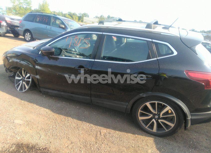 Photo 13 of 2017 Nissan Rogue SPORT SL (VIN JN1BJ1CR1HW126756)