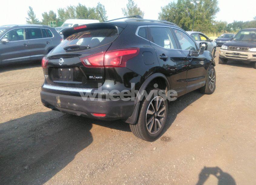 Photo 4 of 2017 Nissan Rogue SPORT SL (VIN JN1BJ1CR1HW126756)