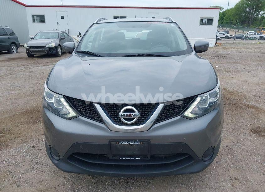 Photo 13 of 2017 Nissan Rogue SPORT SV (VIN JN1BJ1CR1HW135523)