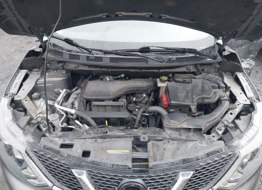 Photo 10 of 2017 Nissan Rogue SPORT SV (VIN JN1BJ1CR1HW136459)