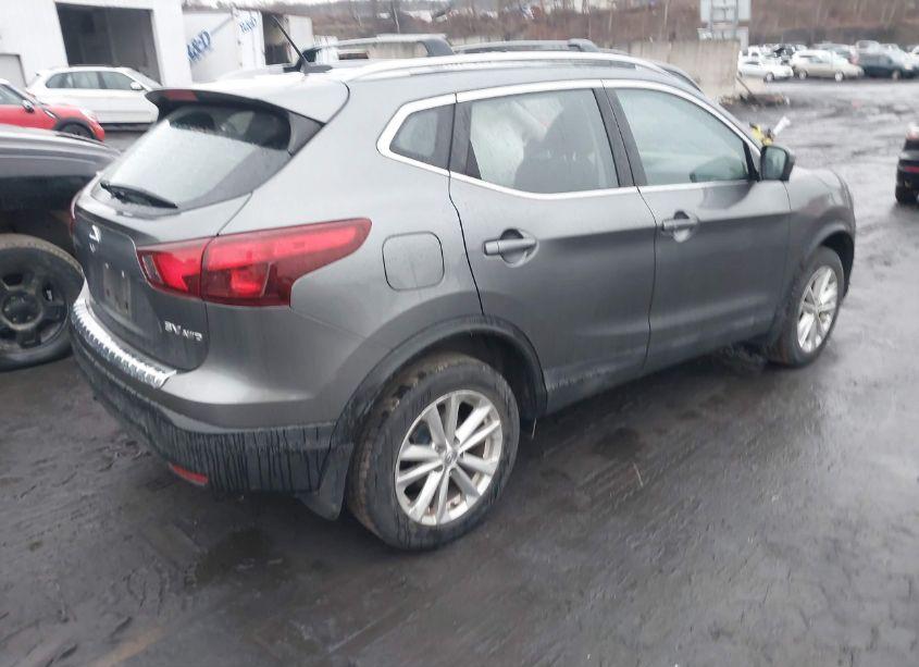 Photo 4 of 2017 Nissan Rogue SPORT SV (VIN JN1BJ1CR1HW136459)