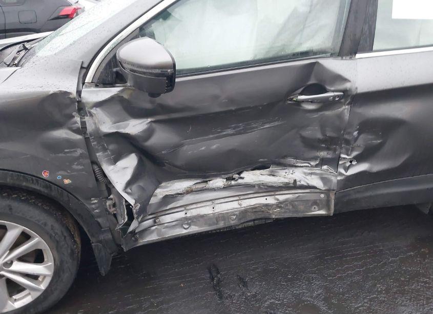 Photo 6 of 2017 Nissan Rogue SPORT SV (VIN JN1BJ1CR1HW136459)