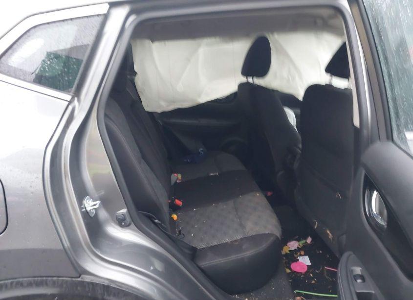 Photo 8 of 2017 Nissan Rogue SPORT SV (VIN JN1BJ1CR1HW136459)