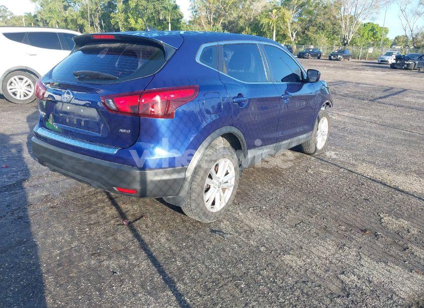 Photo 4 of 2018 Nissan Rogue SPORT S (VIN JN1BJ1CR1JW203048)