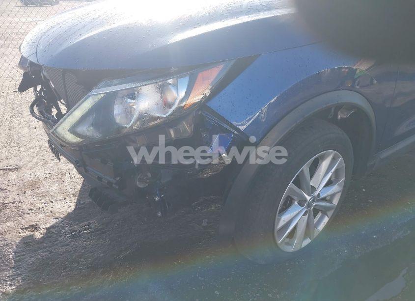 Photo 6 of 2018 Nissan Rogue SPORT S (VIN JN1BJ1CR1JW203048)