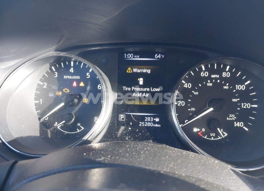 Photo 7 of 2018 Nissan Rogue SPORT S (VIN JN1BJ1CR1JW203048)