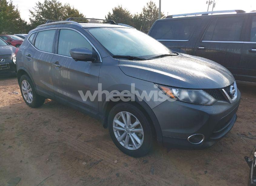 2018 Nissan Rogue SPORT SV (VIN JN1BJ1CR1JW204765) main photo