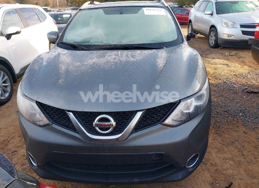 Photo 13 of 2018 Nissan Rogue SPORT SV (VIN JN1BJ1CR1JW204765)