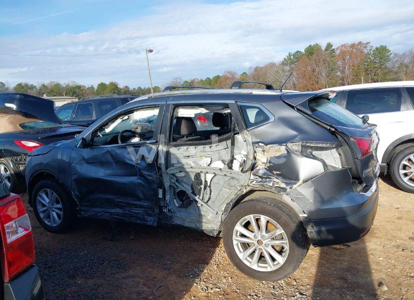 Photo 15 of 2018 Nissan Rogue SPORT SV (VIN JN1BJ1CR1JW204765)