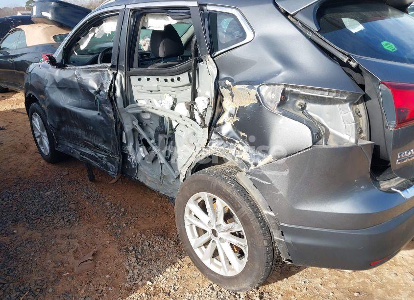 Photo 19 of 2018 Nissan Rogue SPORT SV (VIN JN1BJ1CR1JW204765)