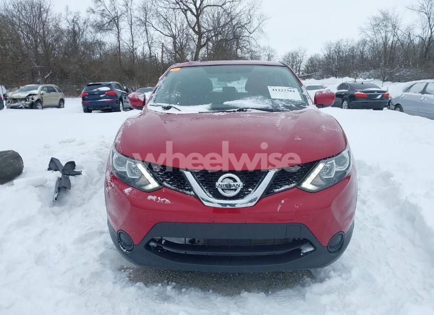 Photo 13 of 2018 Nissan Rogue SPORT S (VIN JN1BJ1CR1JW206161)