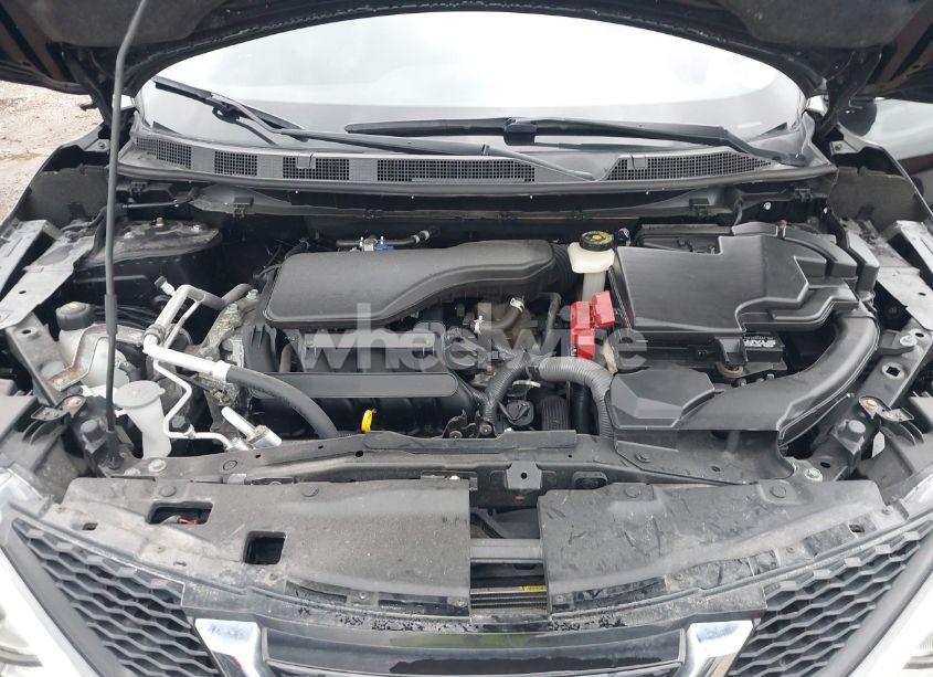 Photo 10 of 2018 Nissan Rogue SPORT S (VIN JN1BJ1CR1JW252752)