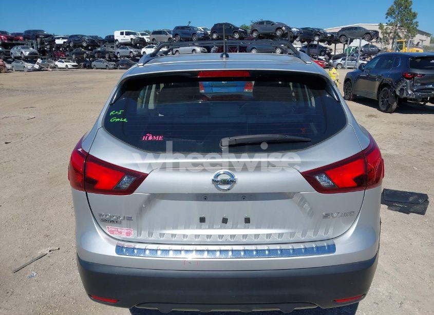 Photo 15 of 2018 Nissan Rogue SPORT SV (VIN JN1BJ1CR1JW253853)