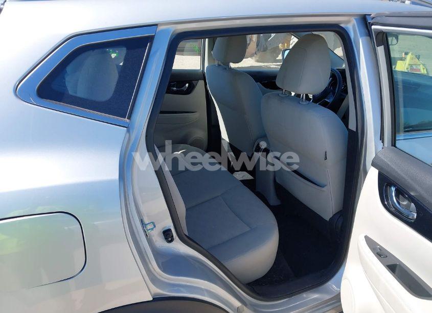 Photo 8 of 2018 Nissan Rogue SPORT SV (VIN JN1BJ1CR1JW253853)