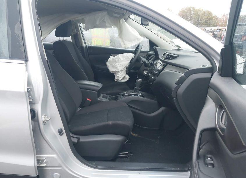 Photo 5 of 2018 Nissan Rogue SPORT S (VIN JN1BJ1CR1JW262326)