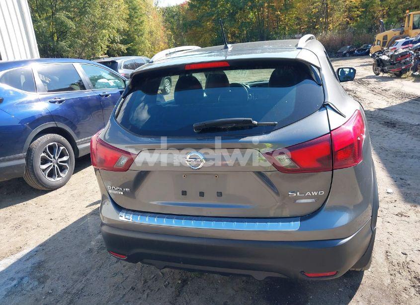 Photo 16 of 2018 Nissan Rogue SPORT SL (VIN JN1BJ1CR1JW290773)