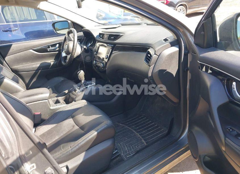 Photo 5 of 2018 Nissan Rogue SPORT SL (VIN JN1BJ1CR1JW290773)