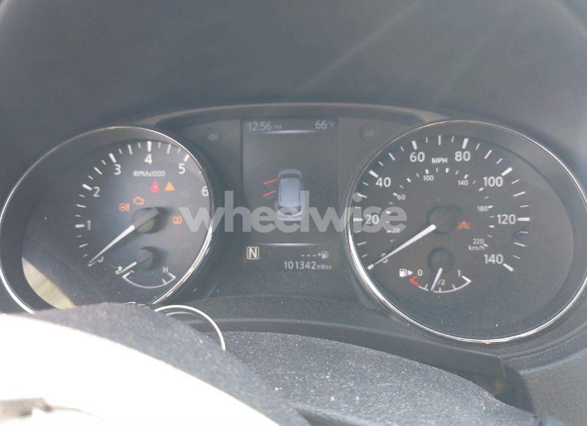 Photo 7 of 2018 Nissan Rogue SPORT SL (VIN JN1BJ1CR1JW290773)