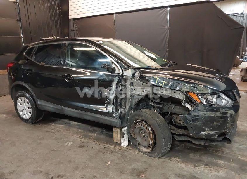 Photo 6 of 2019 Nissan Rogue SPORT S (VIN JN1BJ1CR1KW325569)