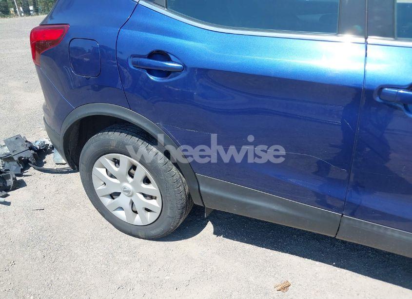 Photo 19 of 2019 Nissan Rogue SPORT S (VIN JN1BJ1CR1KW337141)