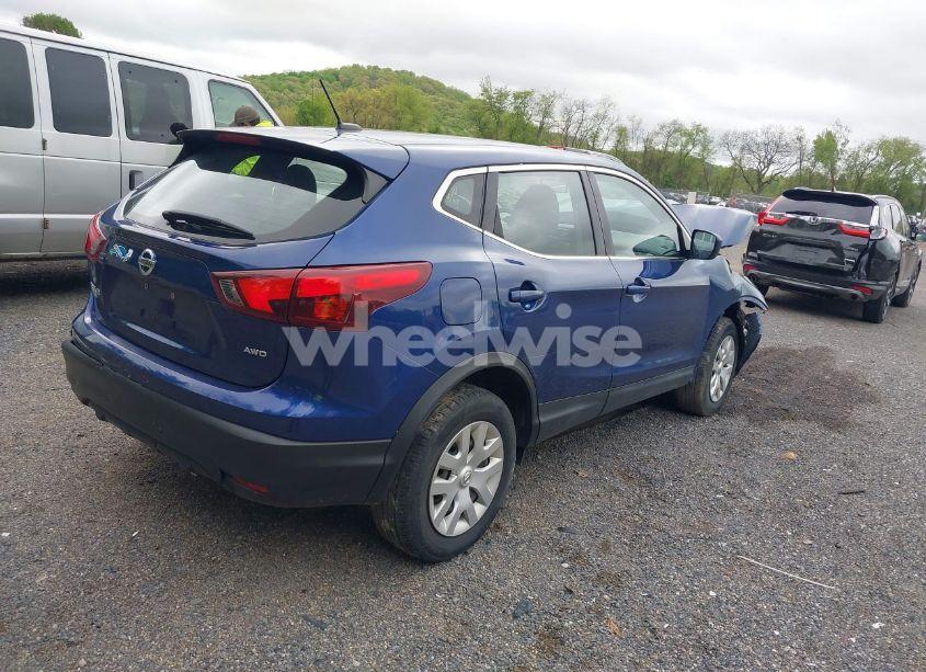 Photo 4 of 2019 Nissan Rogue SPORT S (VIN JN1BJ1CR1KW337141)