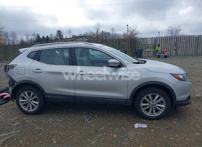 Photo 14 of 2019 Nissan Rogue SPORT SV (VIN JN1BJ1CR1KW348687)