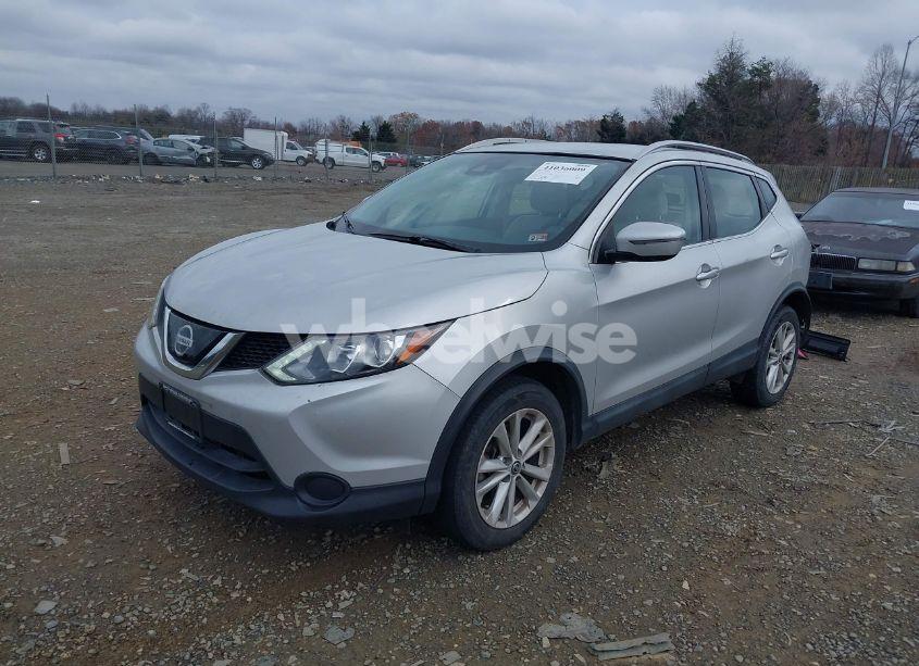 Photo 2 of 2019 Nissan Rogue SPORT SV (VIN JN1BJ1CR1KW348687)