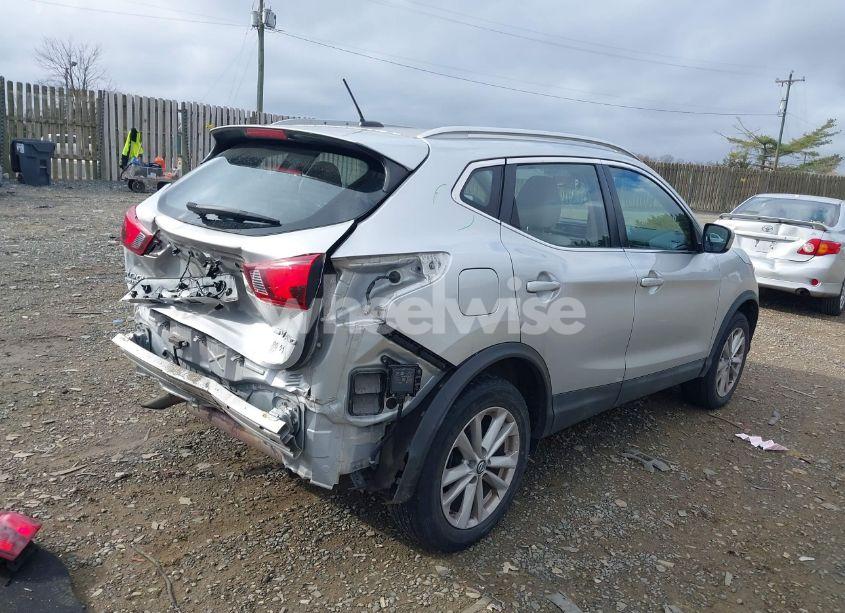 Photo 4 of 2019 Nissan Rogue SPORT SV (VIN JN1BJ1CR1KW348687)