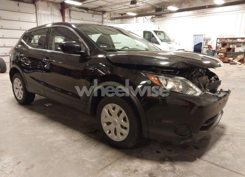 2019 Nissan Rogue SPORT S (VIN JN1BJ1CR1KW624110) main photo