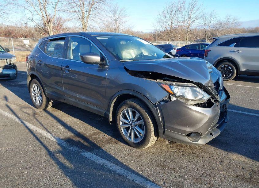 2019 Nissan Rogue SPORT S (VIN JN1BJ1CR1KW627900) main photo