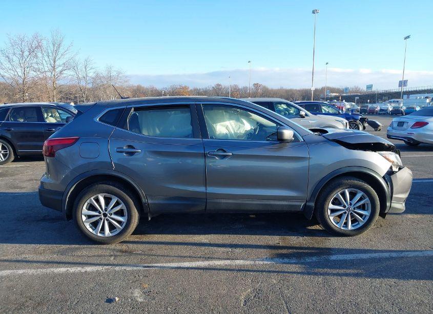 Photo 13 of 2019 Nissan Rogue SPORT S (VIN JN1BJ1CR1KW627900)