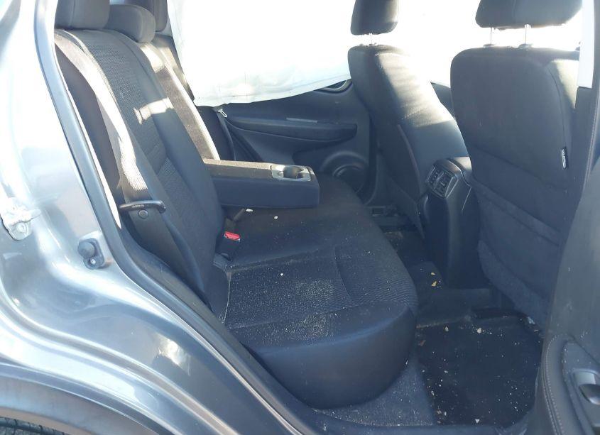 Photo 8 of 2019 Nissan Rogue SPORT S (VIN JN1BJ1CR1KW627900)