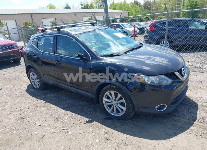 2017 Nissan Rogue SPORT SV (VIN JN1BJ1CR2HW111621) main photo